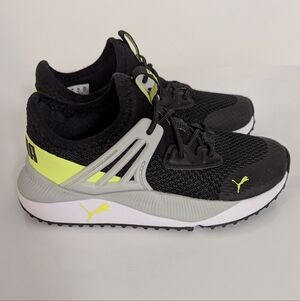 Puma Kids Sneakers in Black and Neon Yellow